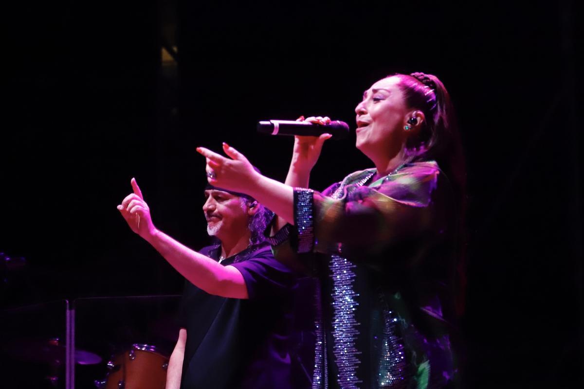 Camela encandila a sus fieles en Córdoba