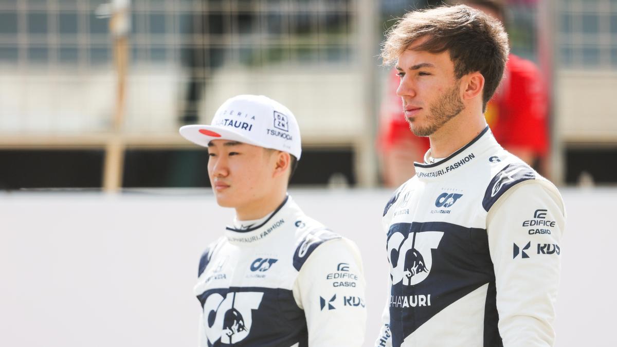 Yuki Tsunoda y Pierre Gasly.