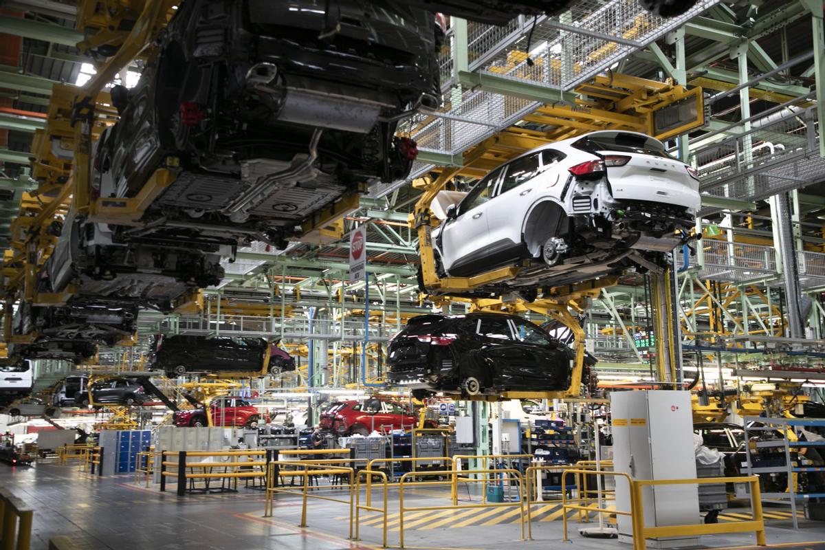 Producción de vehículos en Ford Almussafes, en una imagen del pasado verano.