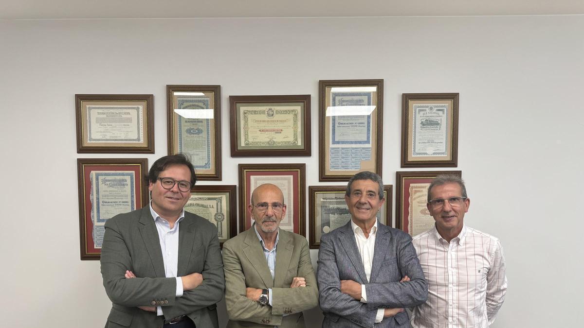 Responsables del grupo empresarial.