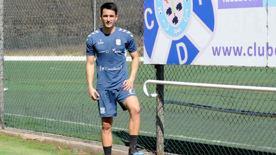 Isma López, uno de los fichajes de invierno, ha jugado diez partidos con el Tenerife, los seis últimos con un pleno de minutos.