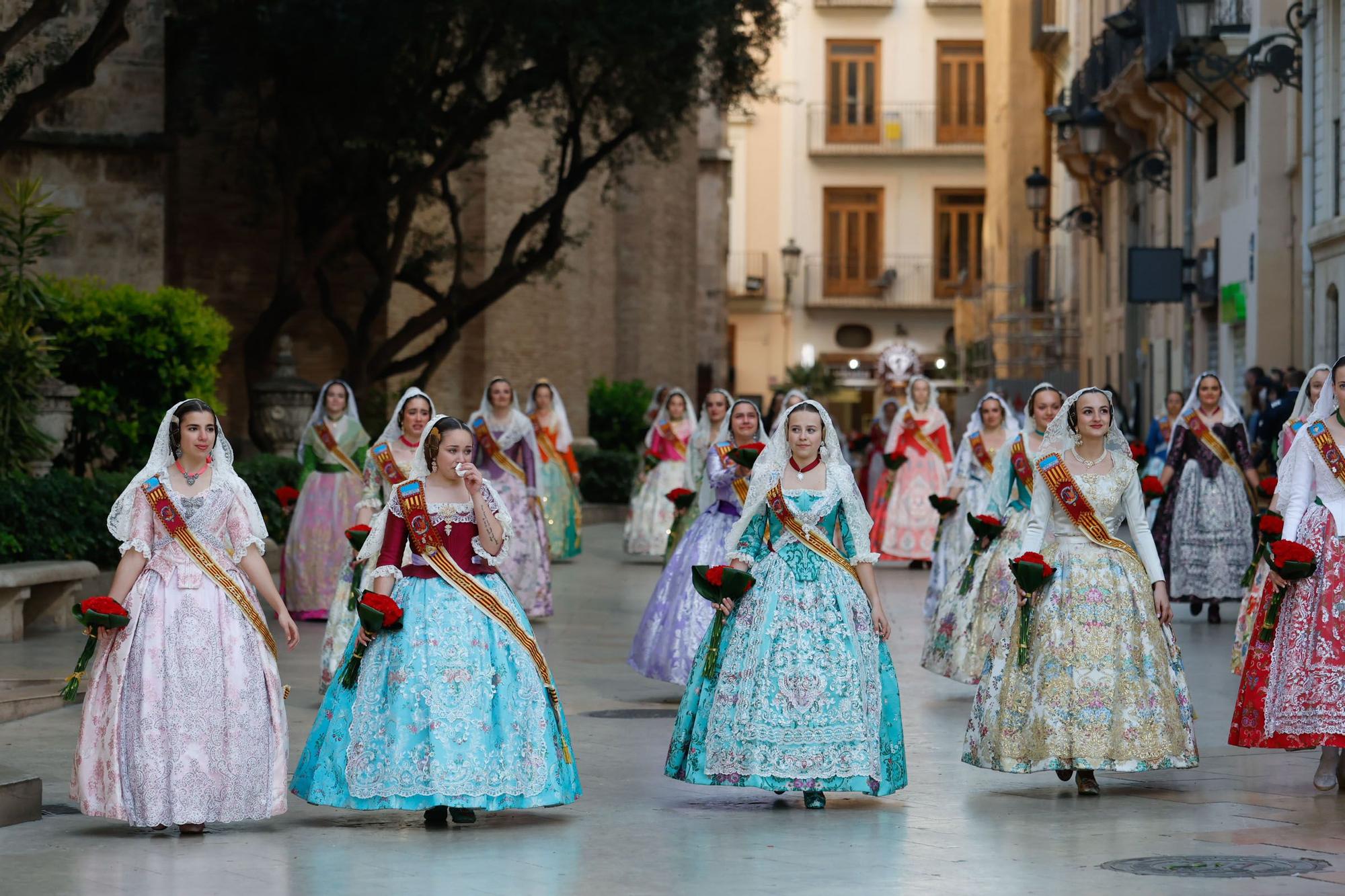 Búscate en el primer día de la Ofrenda en la calle San Vicente entre las 18:00 y las 19:00