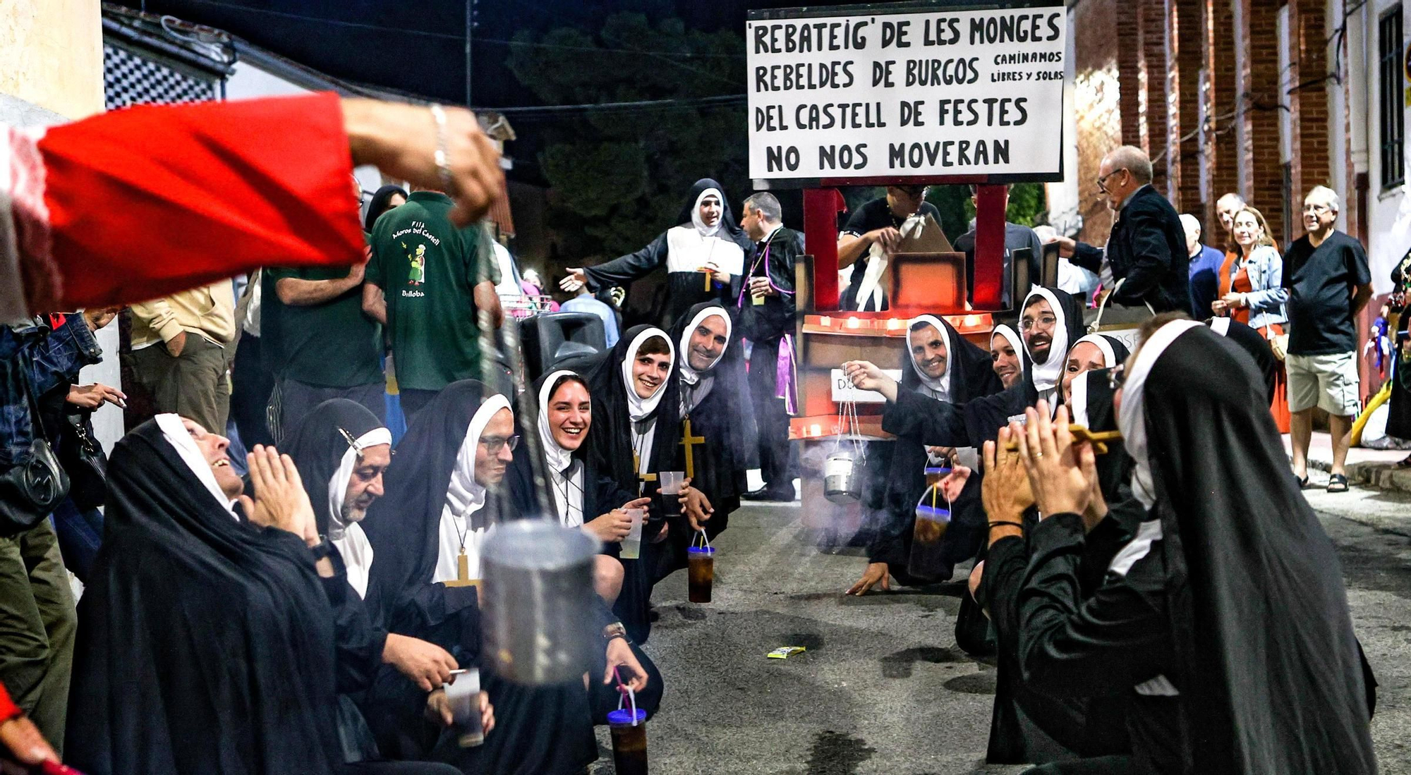 Imágenes de la Nit de l'olla de Benilloba