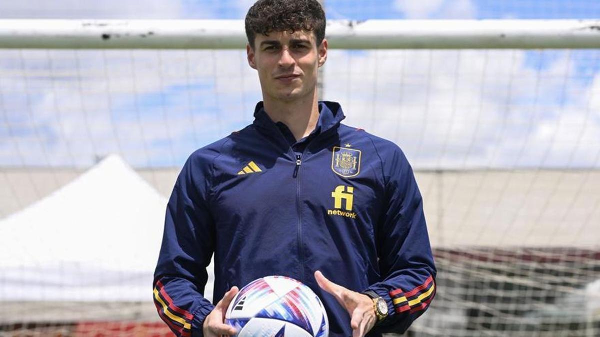 Kepa, en una concentración con la selección.