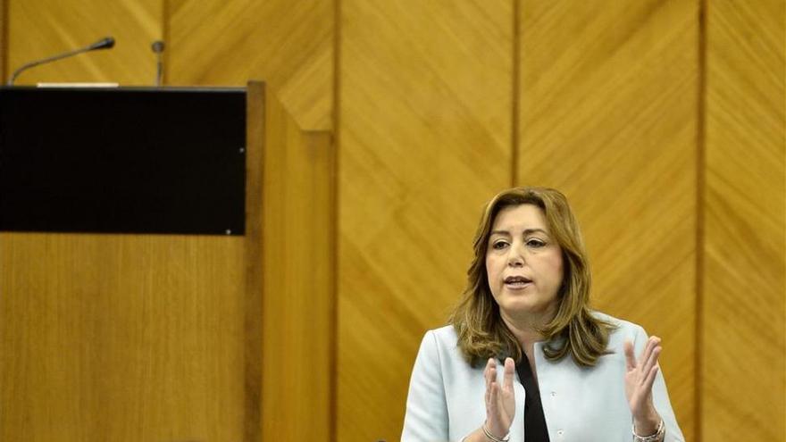 Susana Díaz anuncia una oferta de empleo público para más de 2.300 docentes