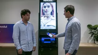 Revolut lanza su ofensiva en Europa: el neobanco prepara una herramienta para competir con el Bizum europeo