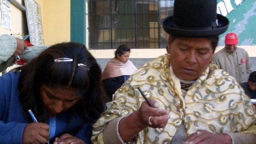 Las elecciones presidenciales en Bolivia se celebrarán en mayo, según vocal electoral