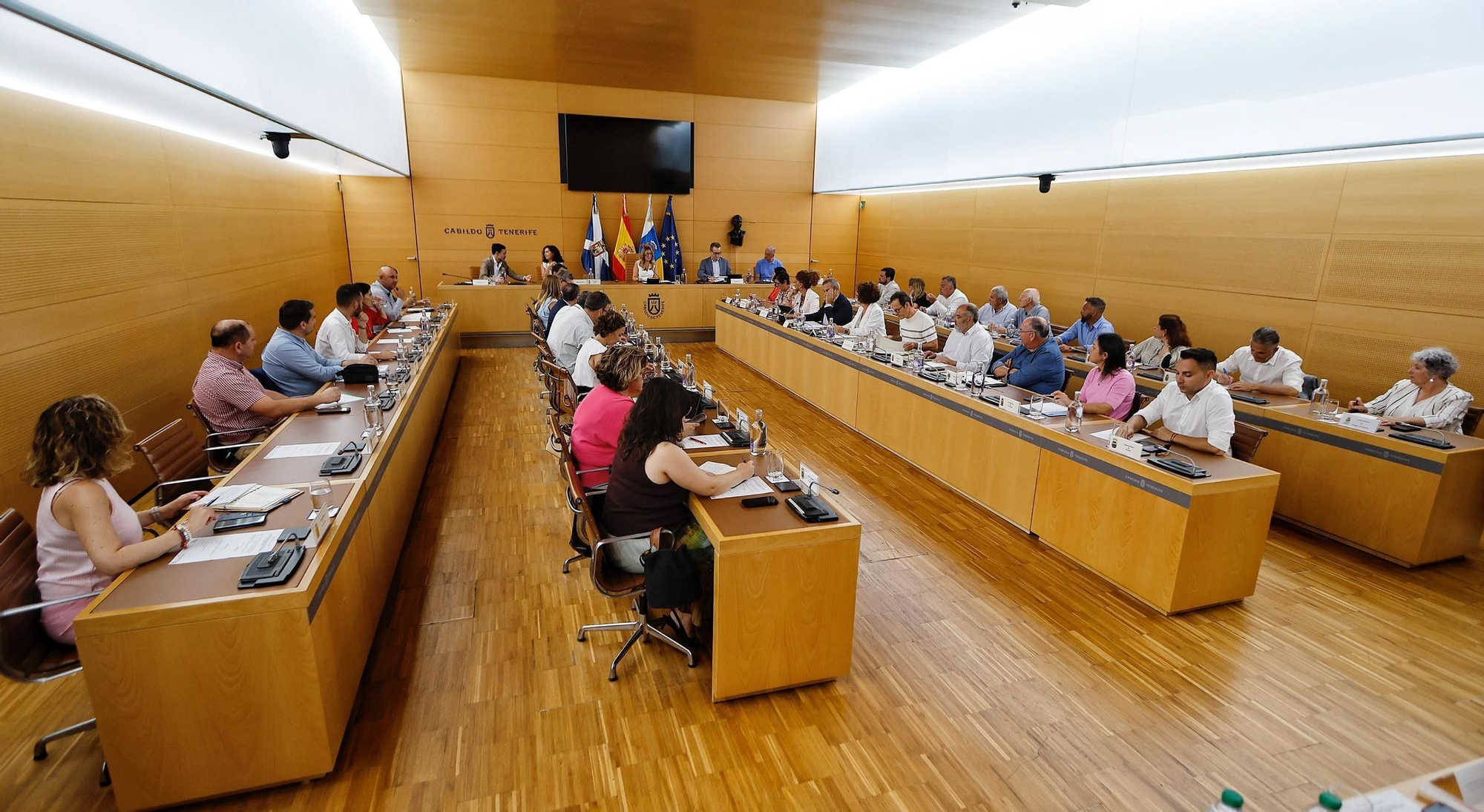 Cumbre del Cabildo de Tenerife con los municipios