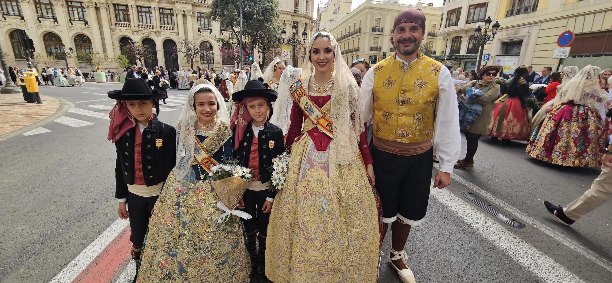 Las Fallas en la Ofrenda de San Vicente Ferrer 2024