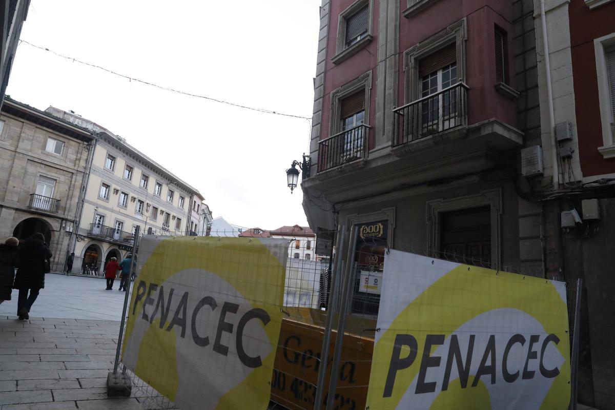 Obras en el edificio de Precios Únicos, que albergará apartamentos turísticos