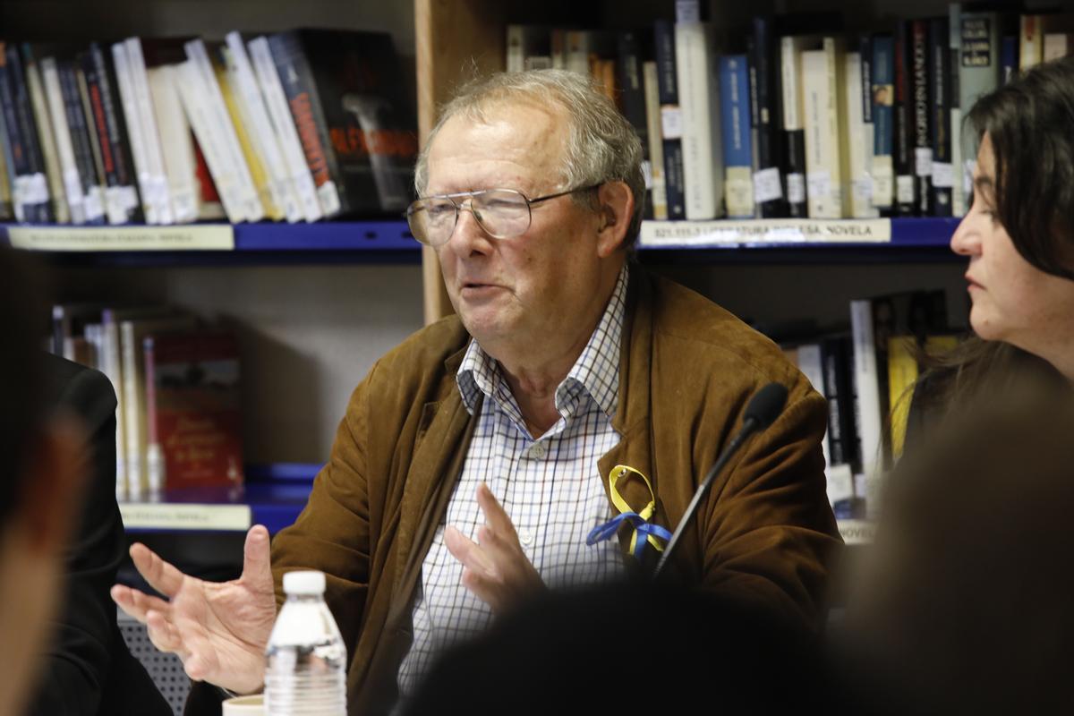 EN IMÁGENES: Así fue la visita de Adam Michnik al instituto de Roces en Gijón EN IMÁGENES: Así fue la visita de Adam Michnik al instituto de Roces en Gijón
