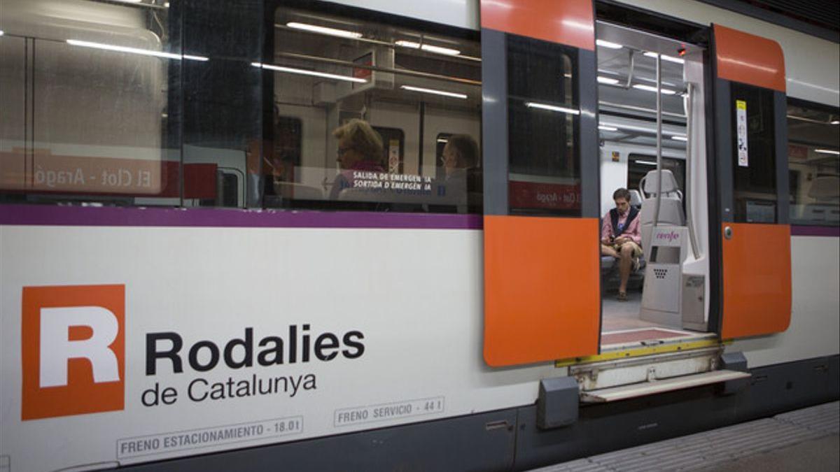 Un tren de Rodalies, en una imatge d&#039;arxiu