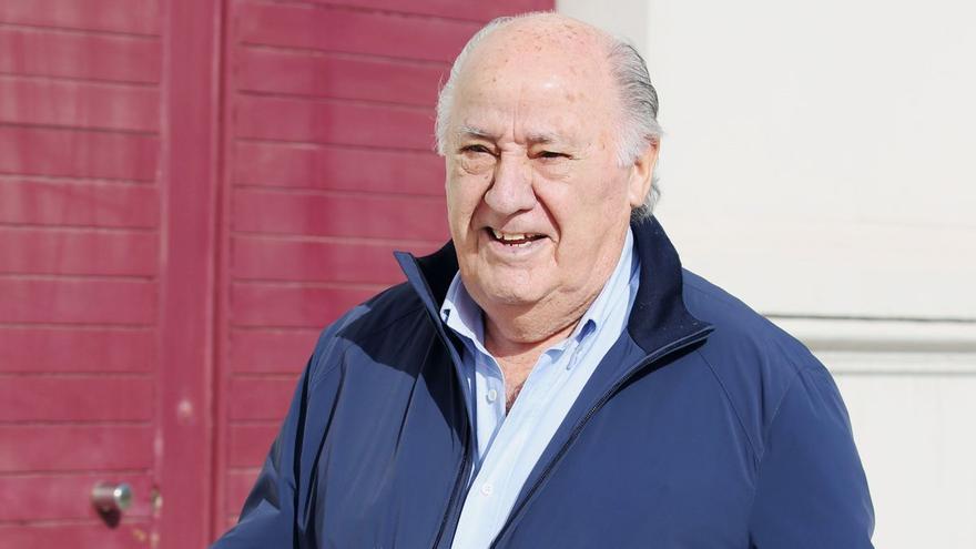 Amancio Ortega ingresa este lunes 859 millones por dividendos de Inditex, la mitad de lo que cobrará este año