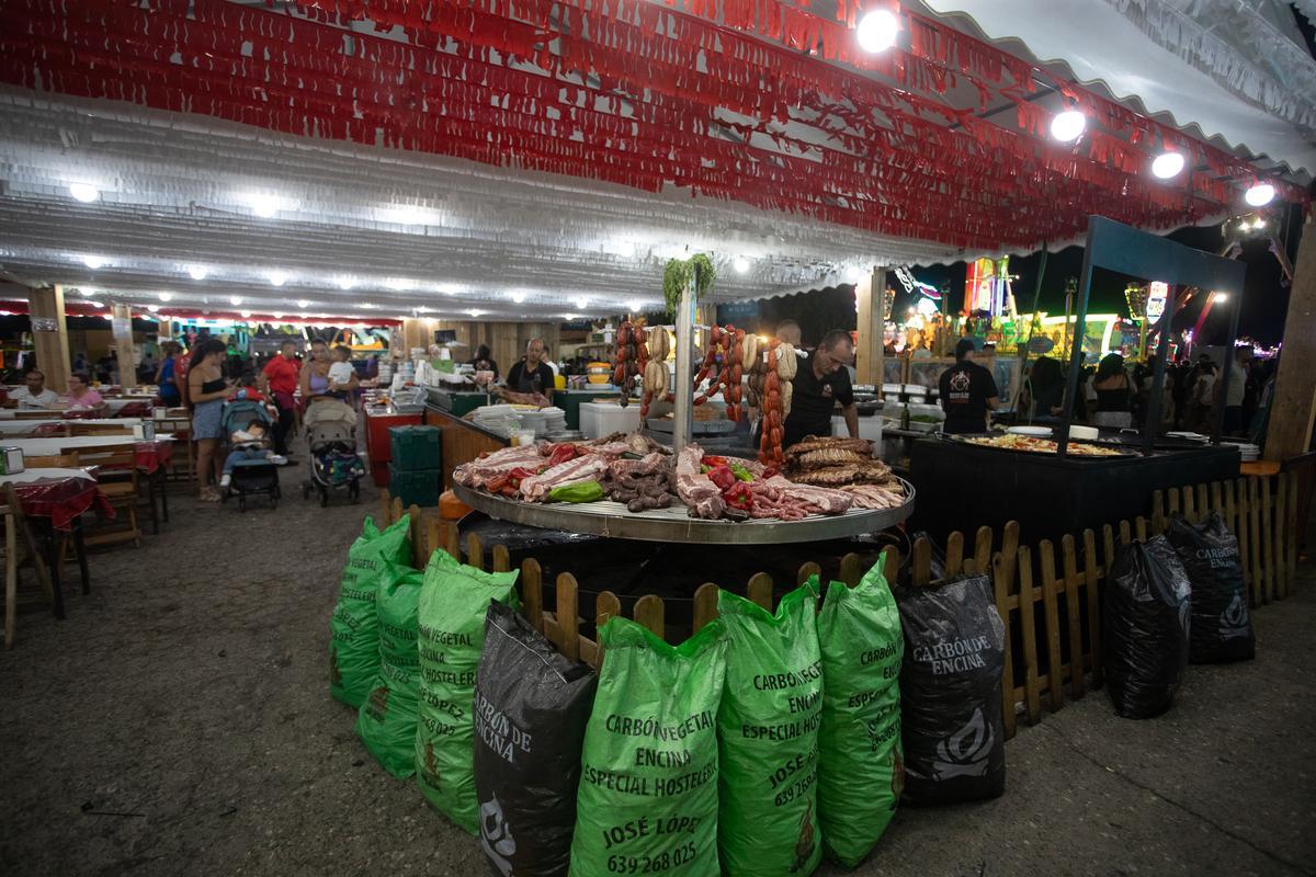 Comida típica murciana en la Feria este jueves.