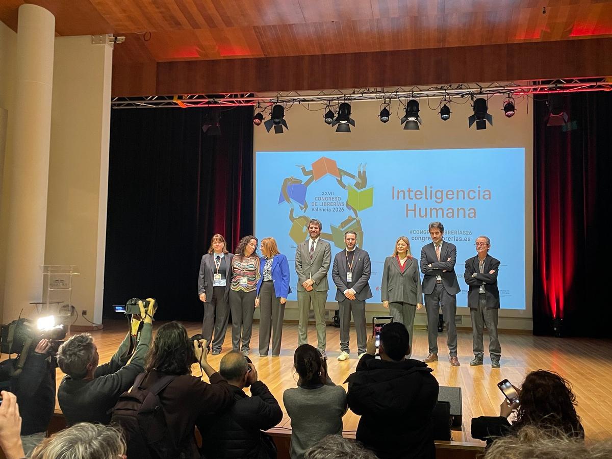 Foto de familia del Congreso de Librerías celebrado en Valencia.