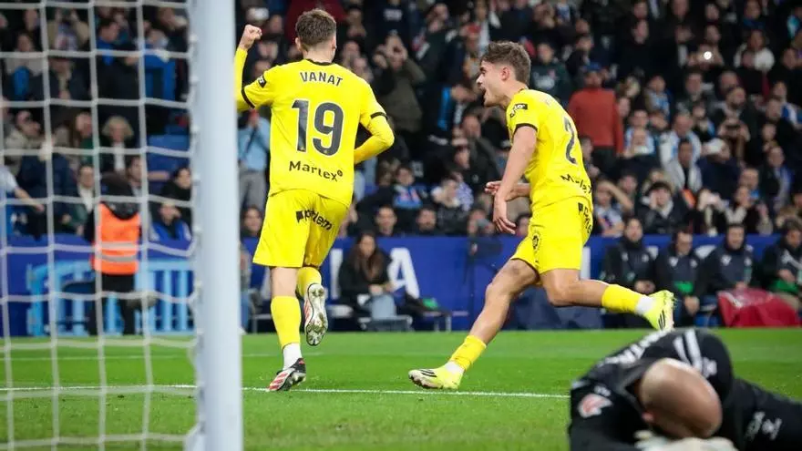 Un agarrón en el área y la repetición de un penalti dio el 0-1 al Girona