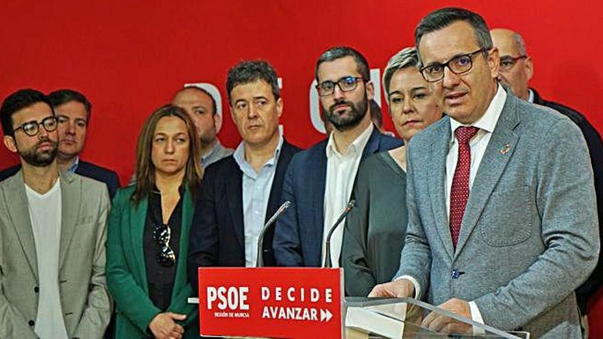 El PSOE denuncia que el Gobierno regional &quot;se queda&quot; con 230 millones de los ayuntamientos