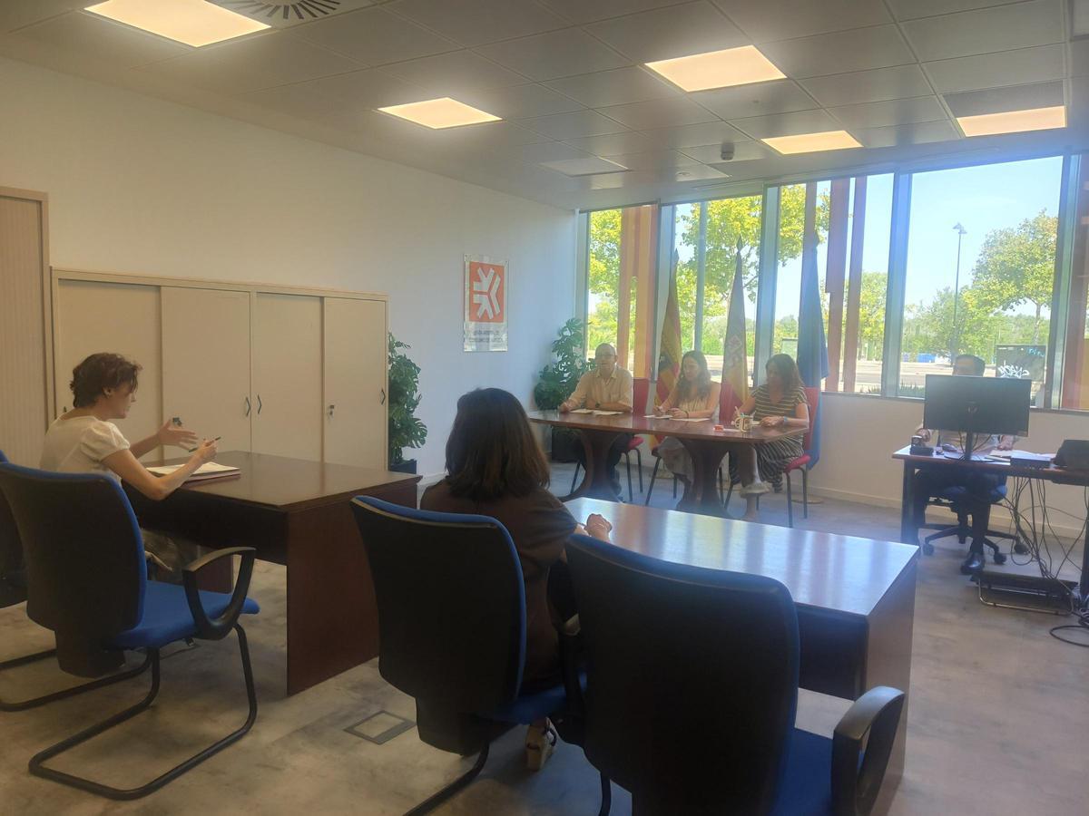Un momento de una audiencia de la Junta Arbitral de Consumo de Aragón.