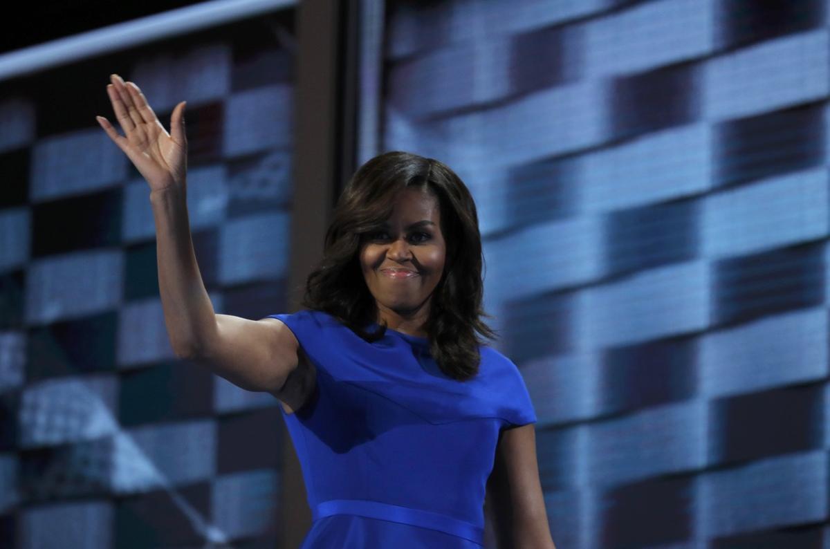 Contundent suport a Clinton de Sanders i Michelle Obama