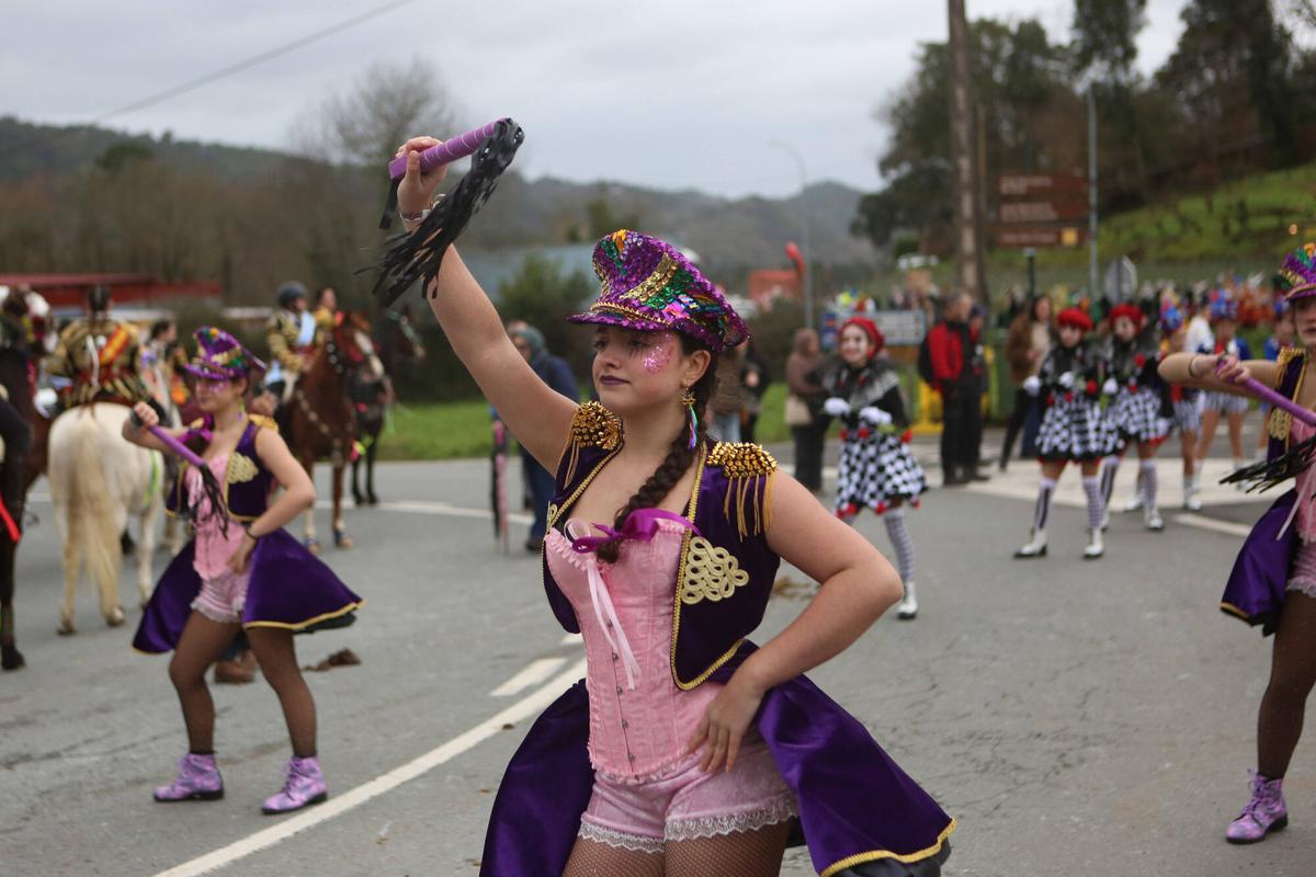 VILA DE CRUCES MERZA ENTROIDO ALTO XENERAIS