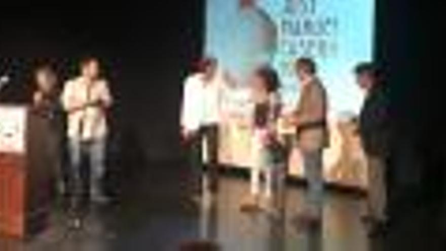 Anna Monreal guanya el premi Just Casero amb «Periplaneta americana»