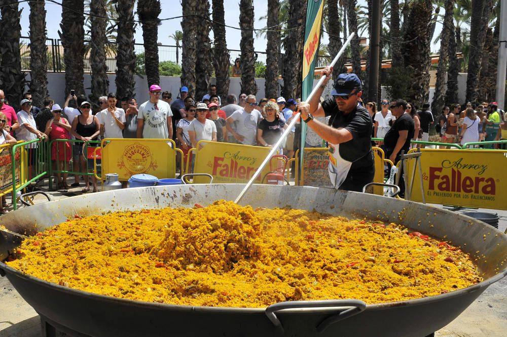 Arroz con costra gigante en Elche