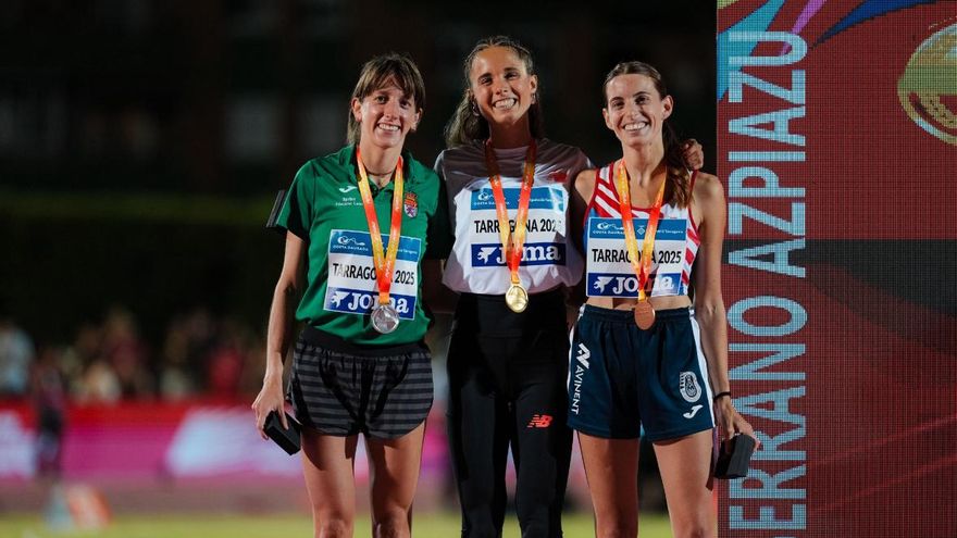 Marina Guerrero es penja la medalla de bronze al Campionat d’Espanya absolut i bat el rècord de Manresa