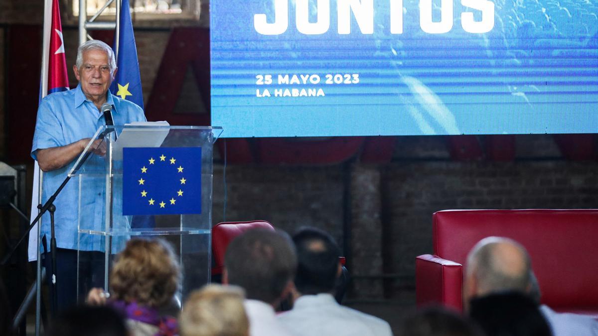 Josep Borrell en La Habana durante el discurso en el que ha dicho que Cuba acabá siendo &quot;la Mallorca del Caribe&quot;.