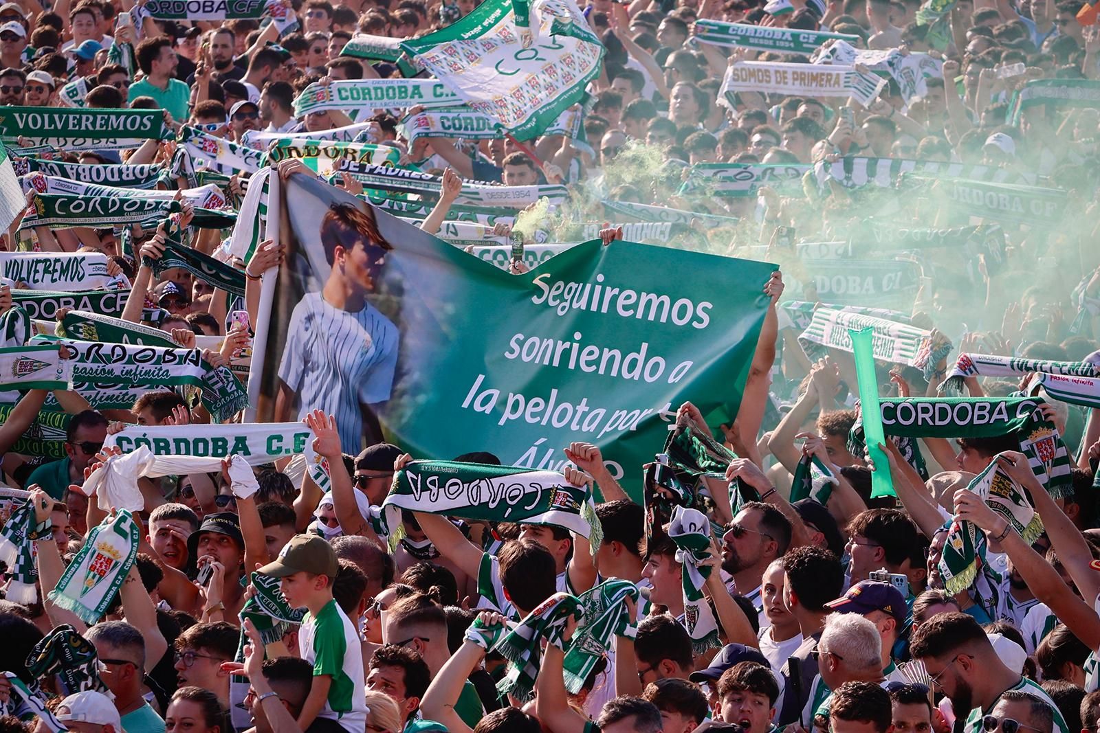 El Córdoba CF vuelve a Segunda / Las mejores imágenes de una noche para la historia