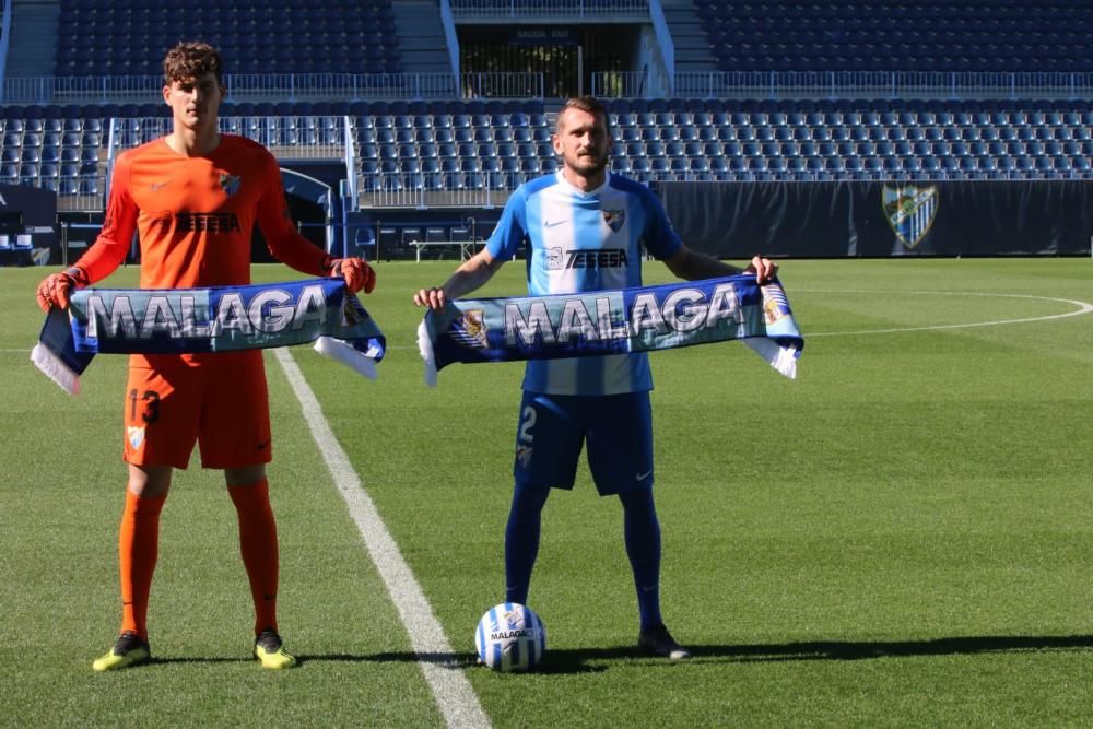 El lateral zurdo y el guardameta, presentados como nuevos jugadores del Málaga CF procedentes del SD Huesca