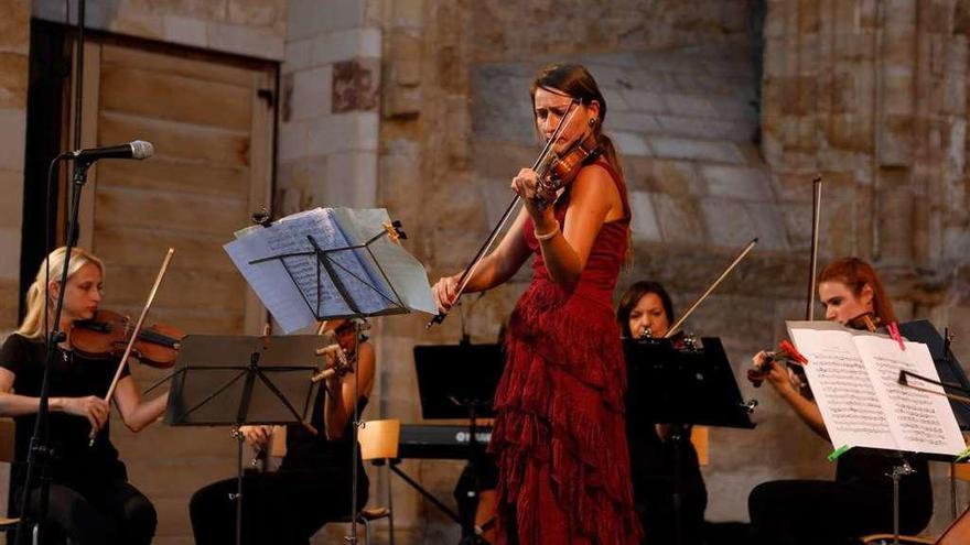 &quot;Concierto de una noche de verano&quot; en la FRAH