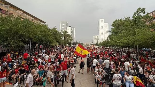 Así vive Torrent el inicio de la final del Mundial