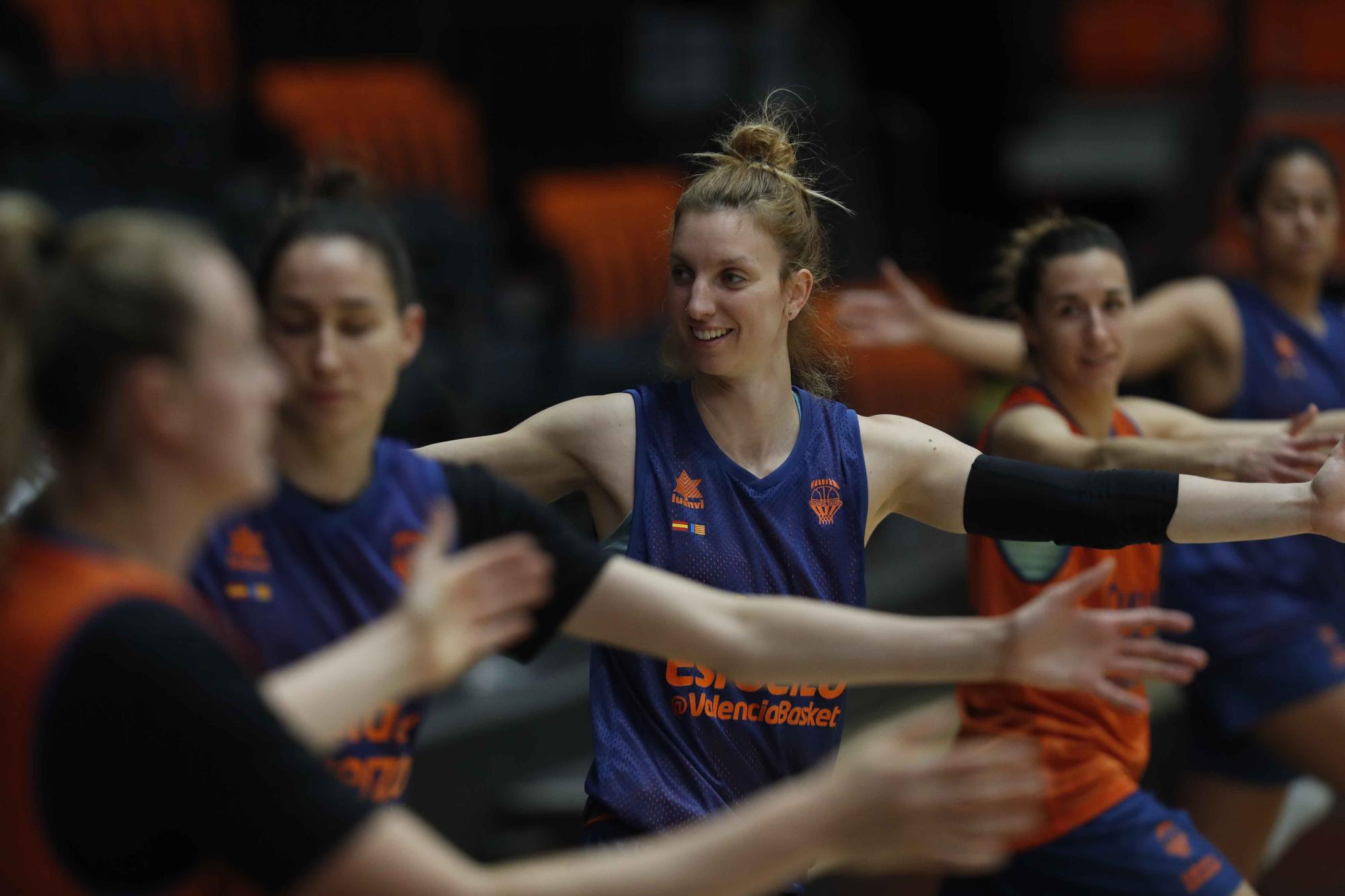 Último entrenamiento de Valencia Basket antes del partido de Eurocup Women frente al Fuenlabrada