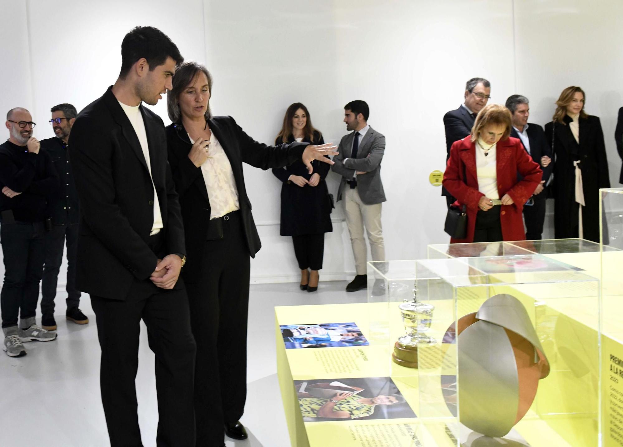 Así ha sido la inauguración de la exposición de Carlos Alcaraz en la Cárcel Vieja de Murcia