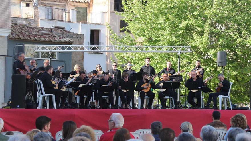 El Palancia pisa fuerte en el VI Encuentro de Rondallas en Teruel