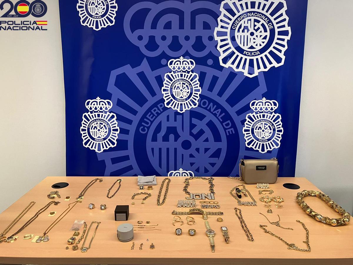 Una imagen del material incautado por la Policía Nacional dentro de este operación.