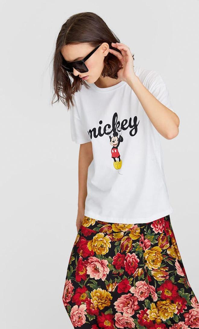 Camiseta de Mickey Mouse, de Stradivarius