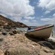 Imagen de archivo de una patera abandonada en la costa de Formentera.