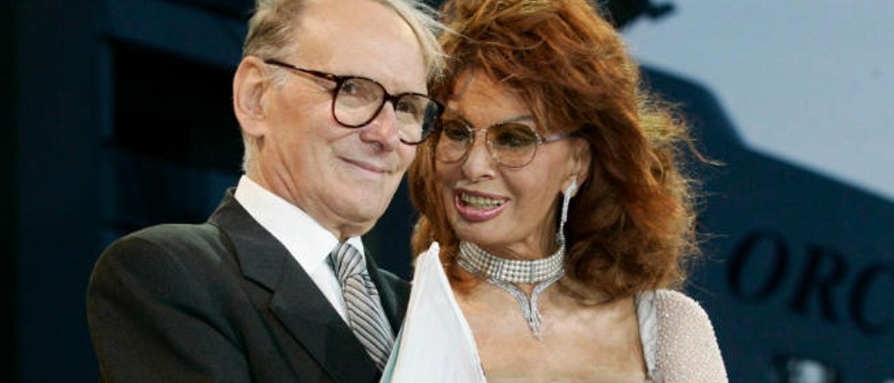 Ennio Morricone y Sofia Loren, en una imagen de 2007.