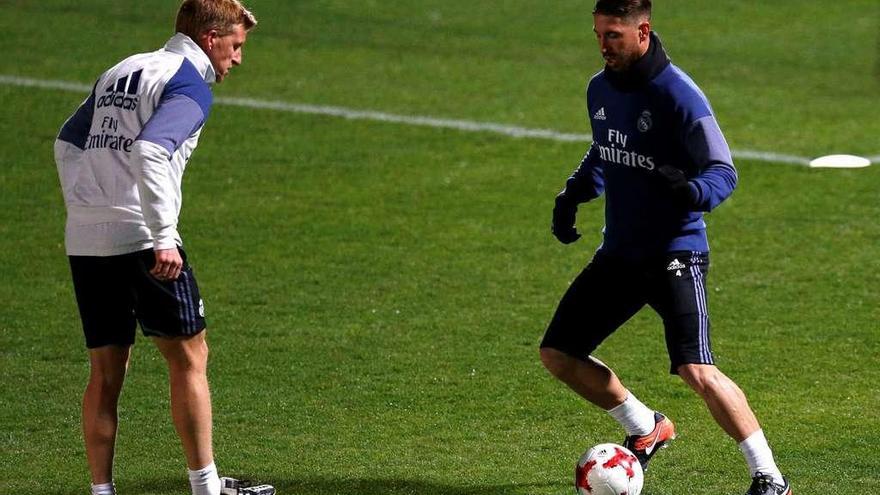 Ramos, durante el entrenamiento de ayer.