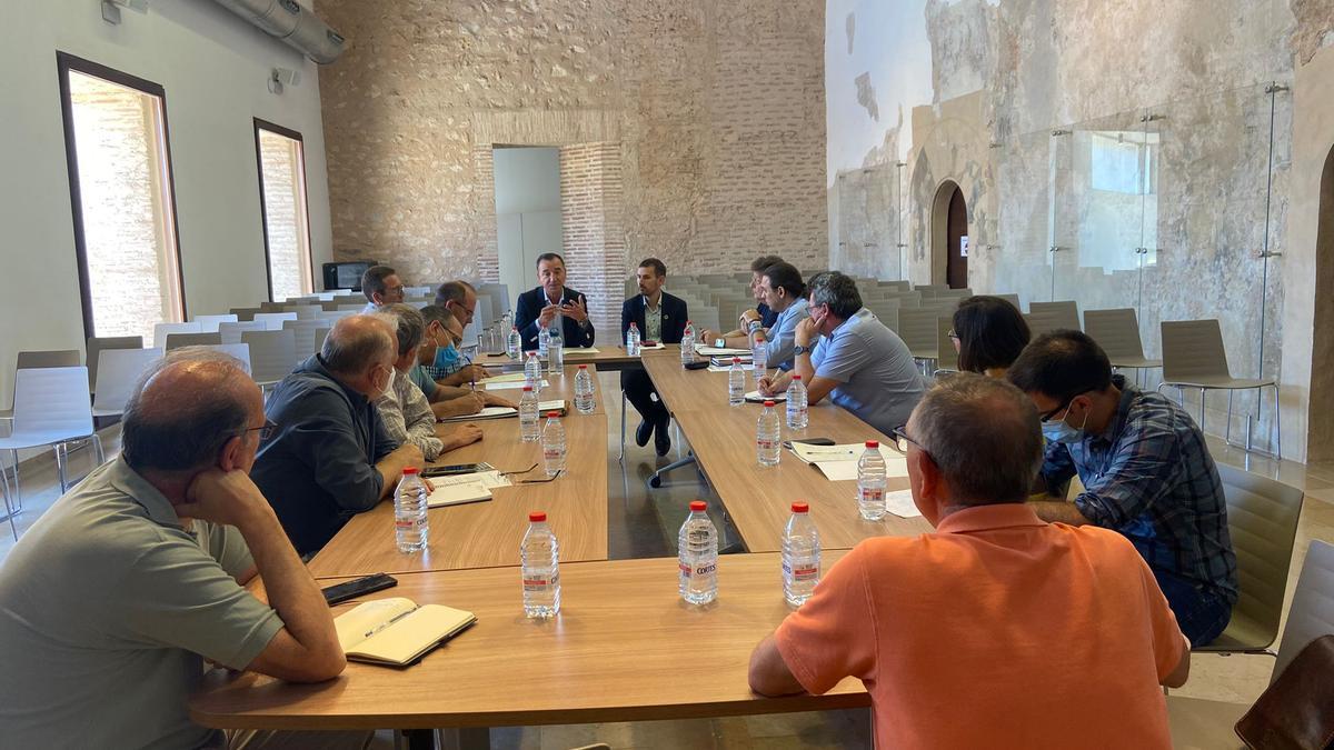 Reunión en el Castell de Riba-roja