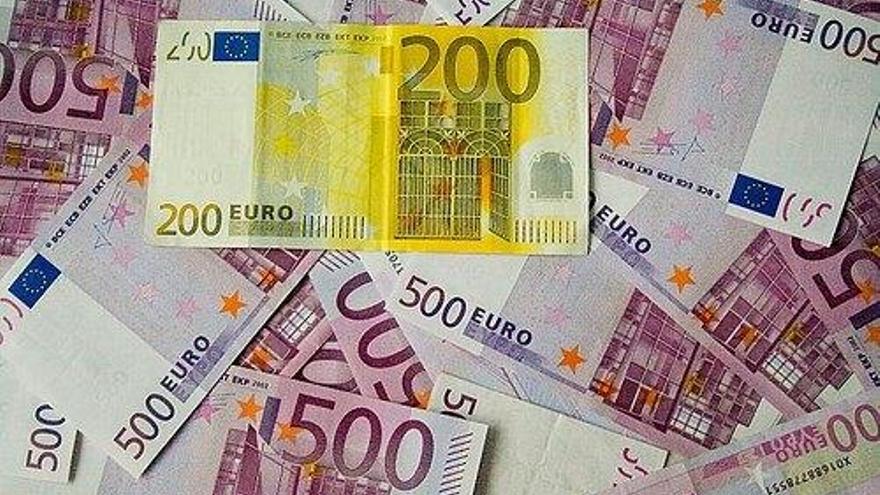 Cae una red que estafaba con falsos billetes de 200 euros