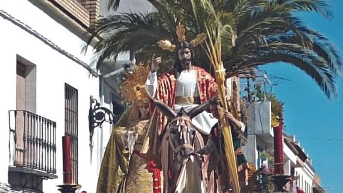 Domingo de Ramos. La Borriquita y la Virgen del Rosario.