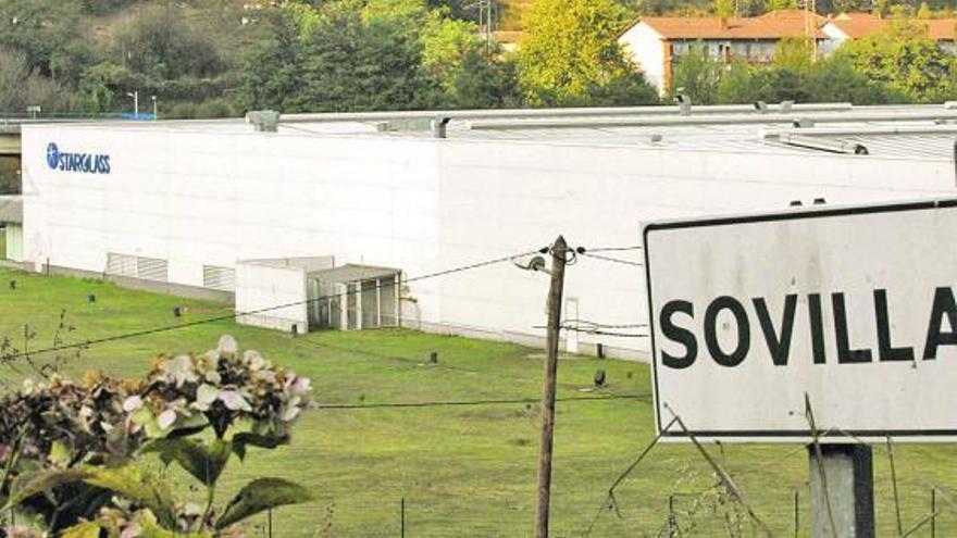 La factoría de Starglass, situada en el polígono de Sovilla, en Mieres.