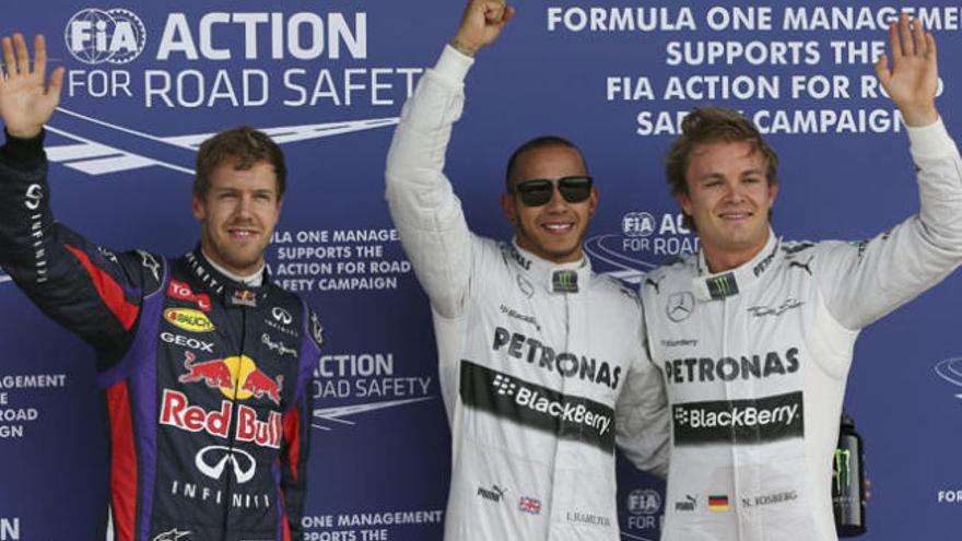 Hamilton, con Rosberg y Vettel
