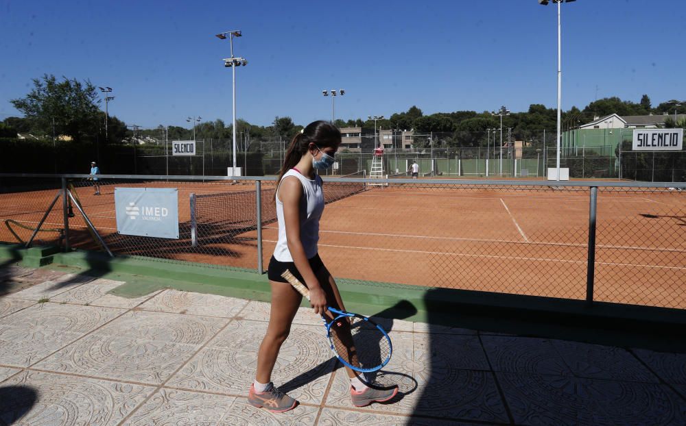 El tenis valenciano retoma la actividad en la Fase