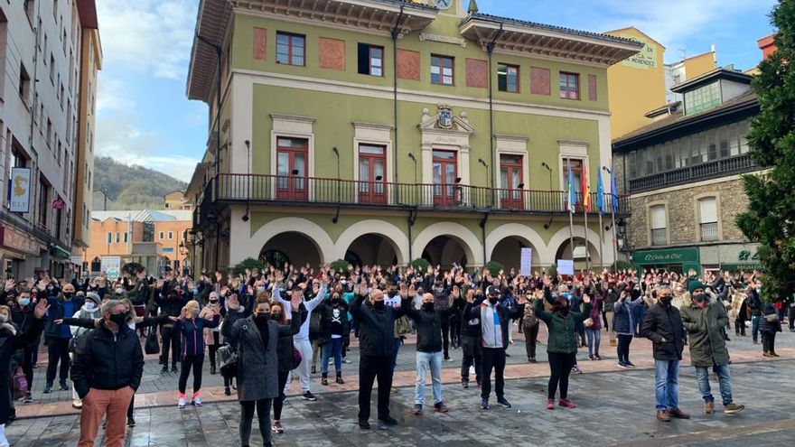 Protesta hosteleros en las Cuencas
