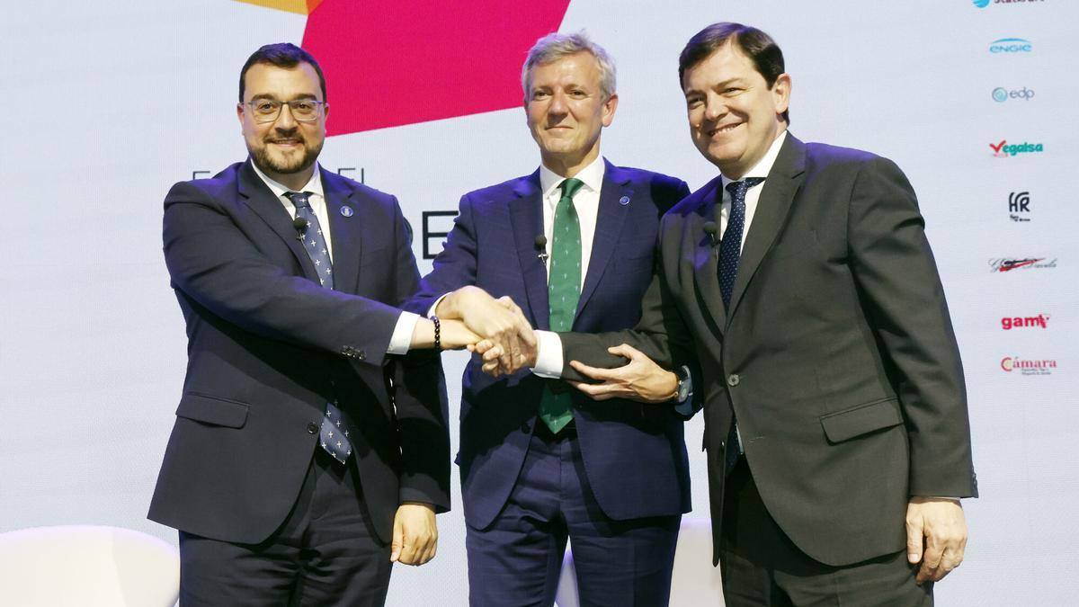 Primer Foro del Noroeste celebrado en Santiago de Compostela.