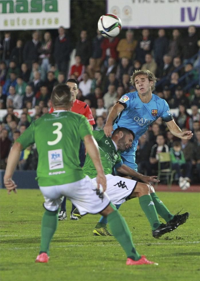 El partido Villanovense-Barça en imágenes