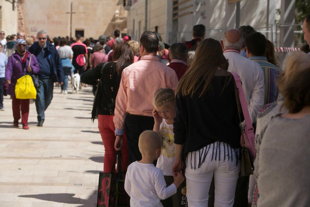 Miles de personas en el domingo de Santa Faz